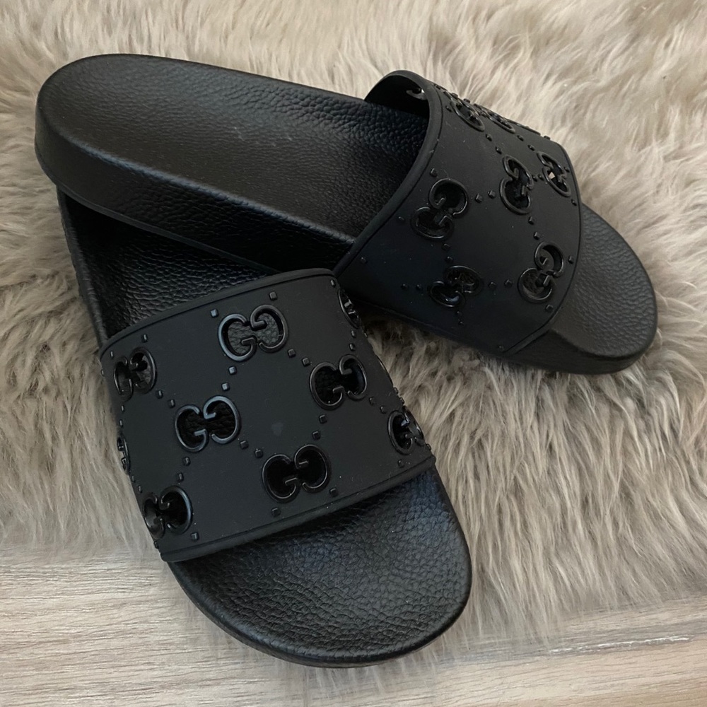 Like Gucci slides
